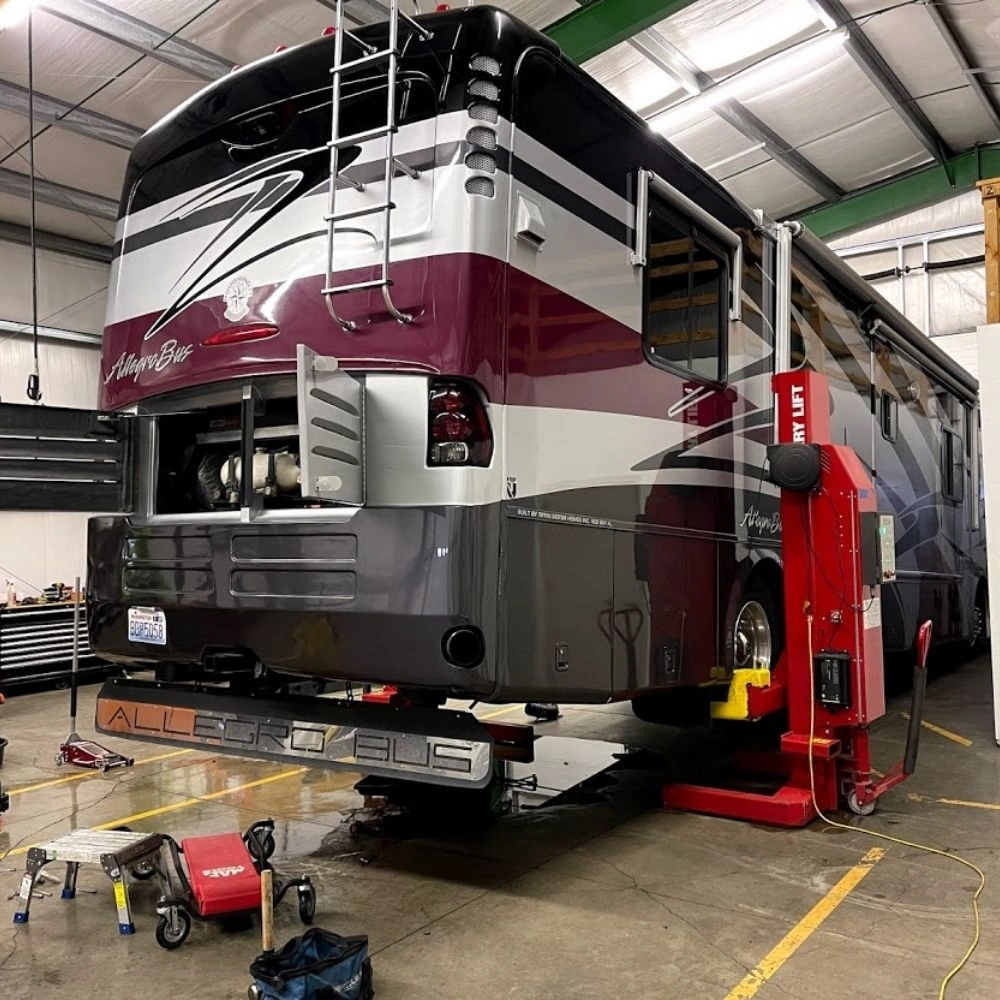 Fully Equipped Bus Repair Jacksonville Area