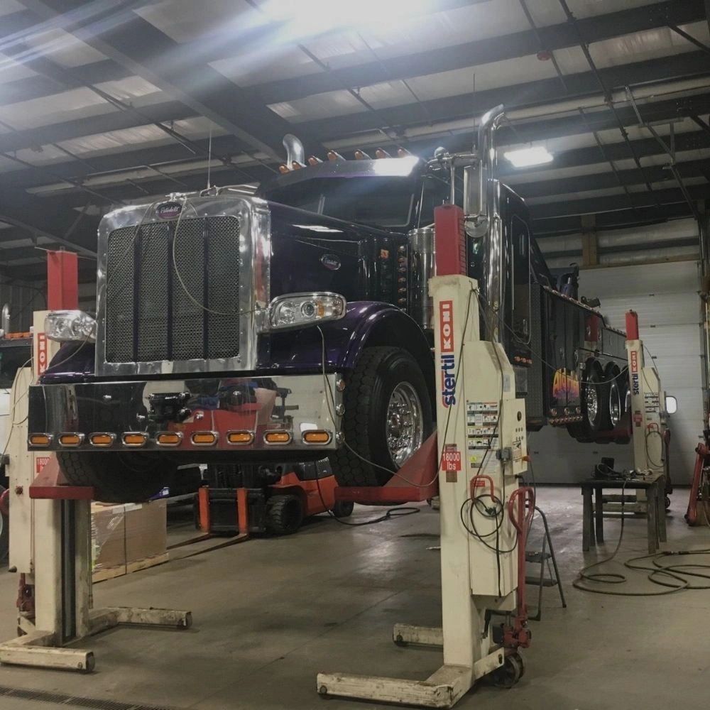 Fully Equipped Logging Truck Repair Jacksonville Area