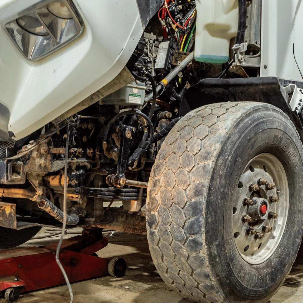 Top-Rated Heavy-Duty Drivetrain Repair Mechanics Jacksonville