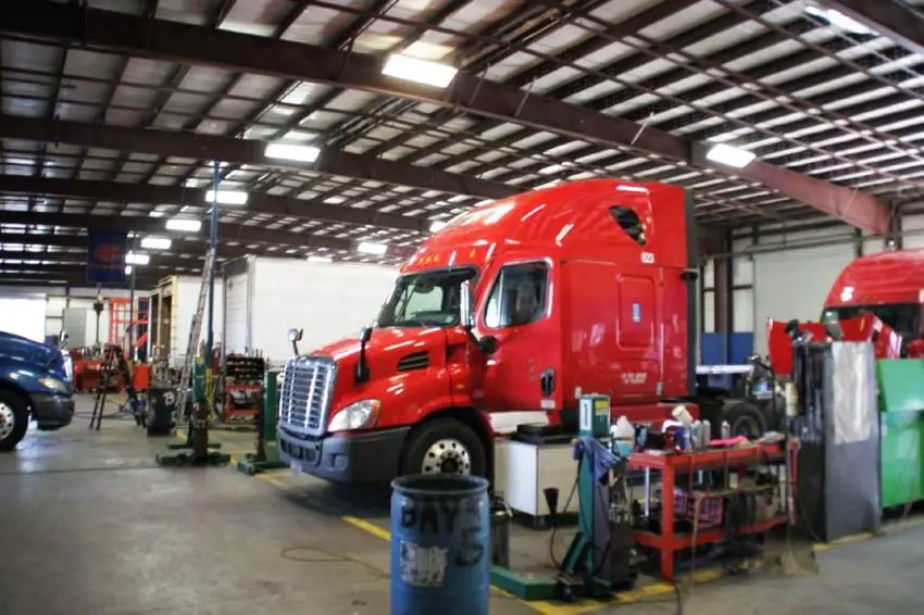 Trusted Truck Parking Repair Jacksonville
